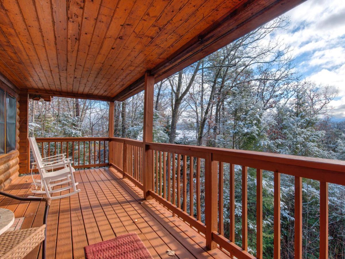 Dew South Villa Gatlinburg Exterior photo